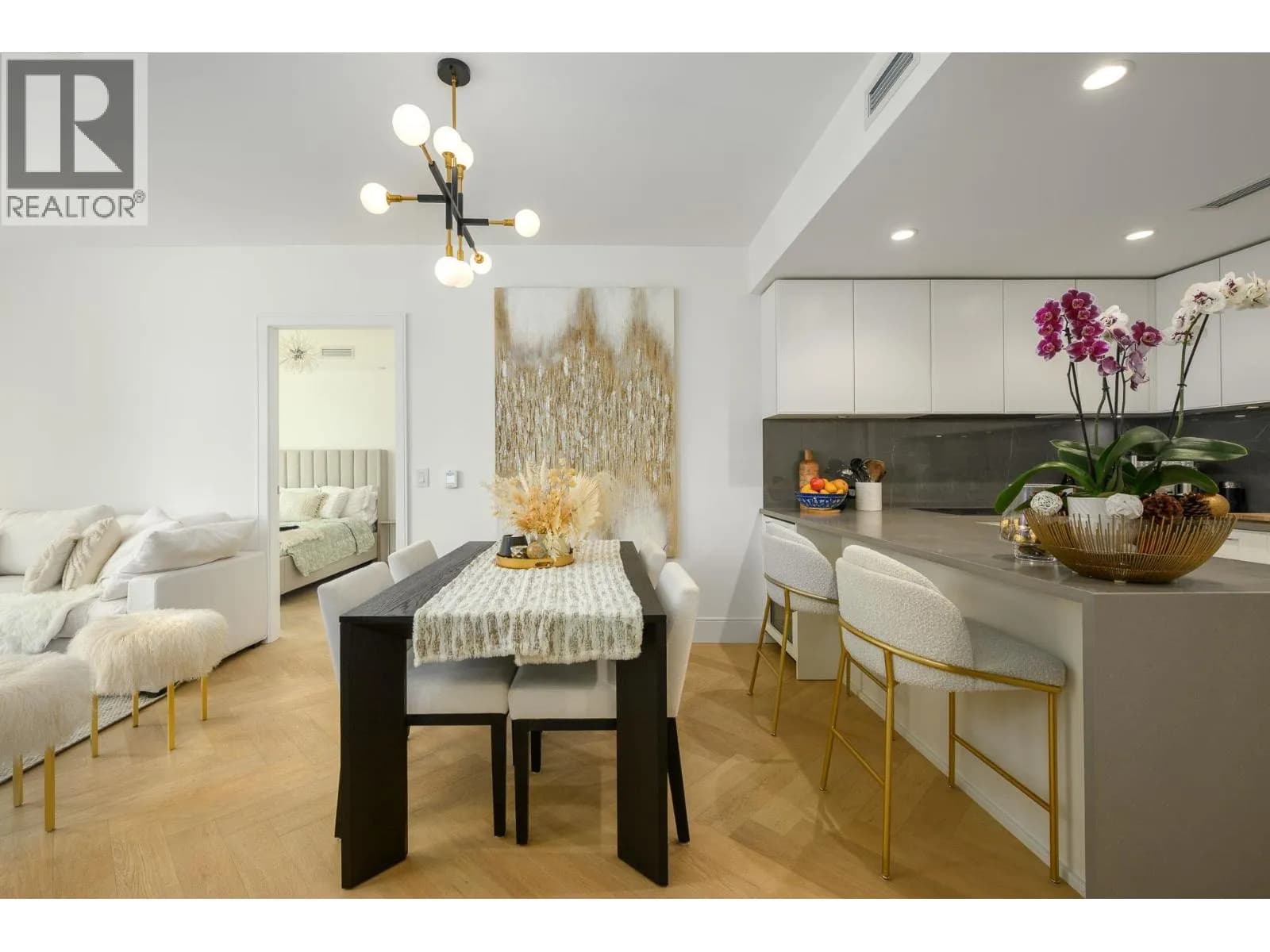 #204 4675 CAMBIE STREET, Vancouver, BC photo 3
