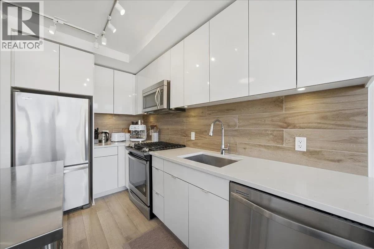 #802 200 NELSON'S CRESCENT, New Westminster, BC photo 5