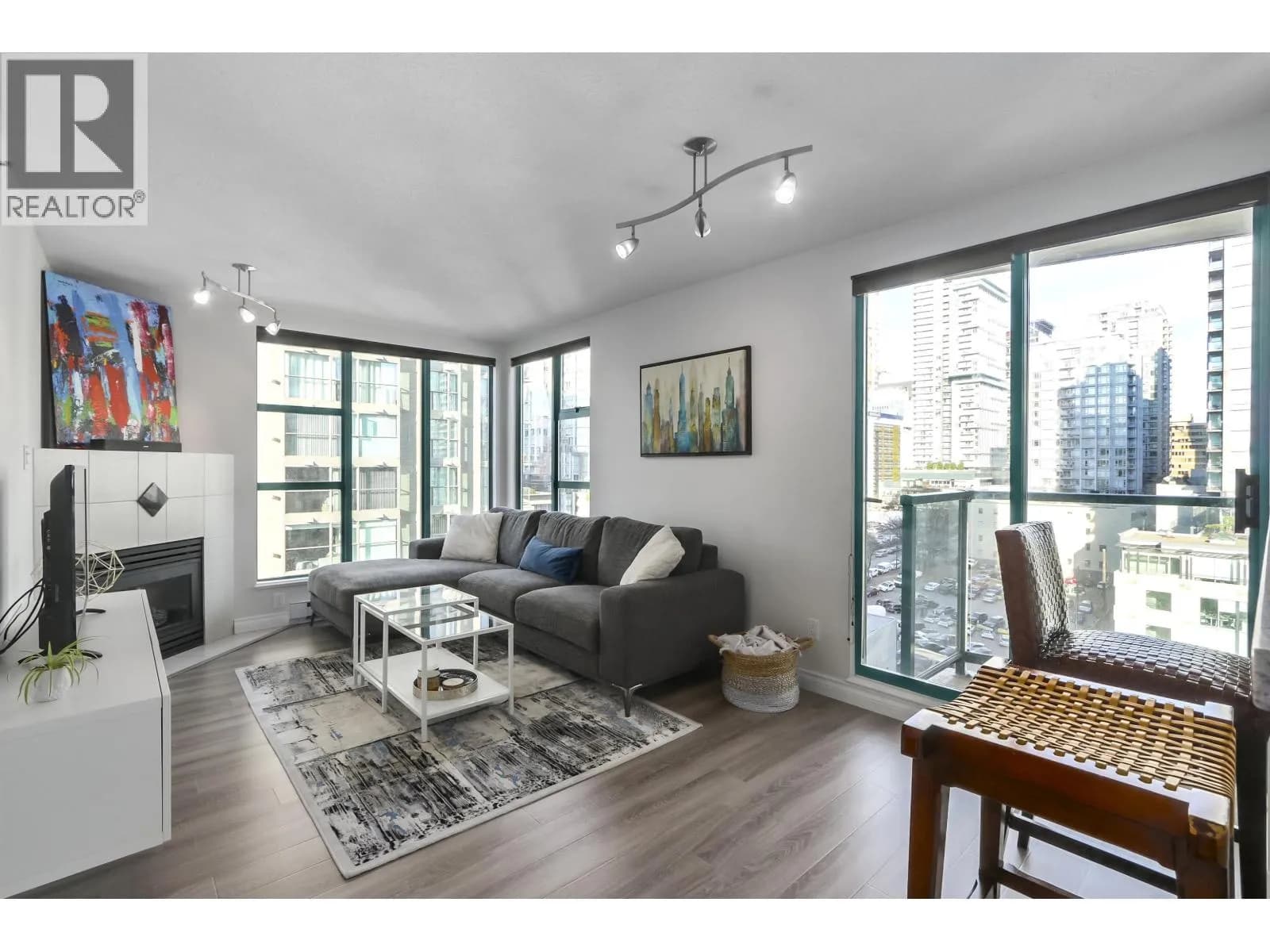 939 HOMER STREET, Vancouver