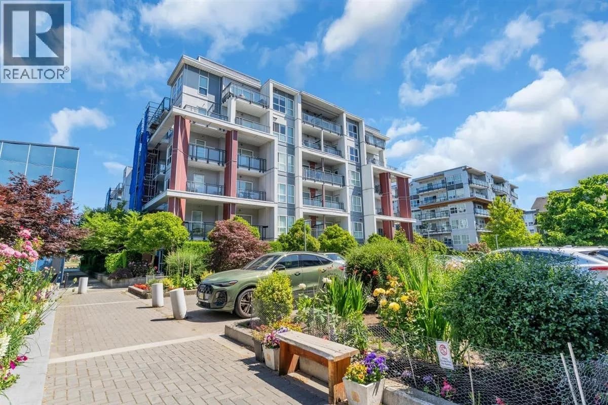 10033 RIVER DRIVE, Richmond