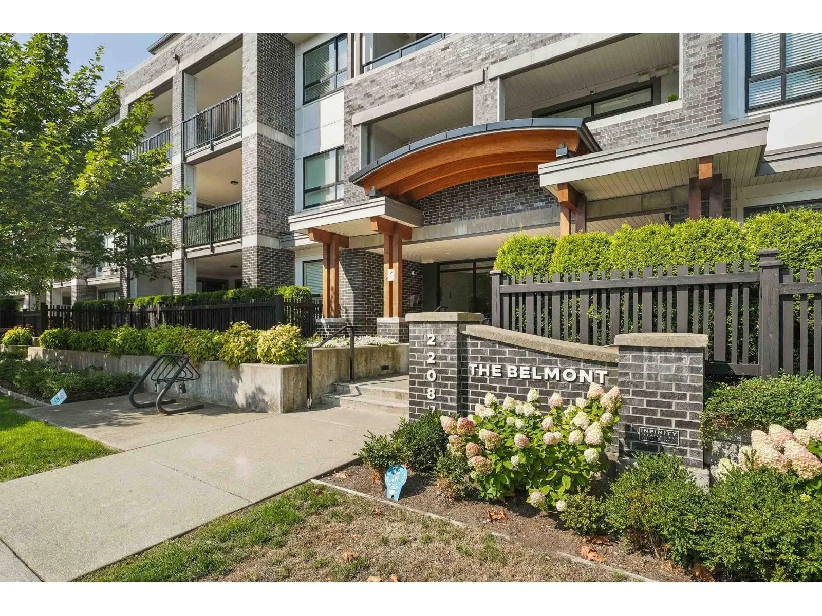 22087 49 AVENUE, Langley