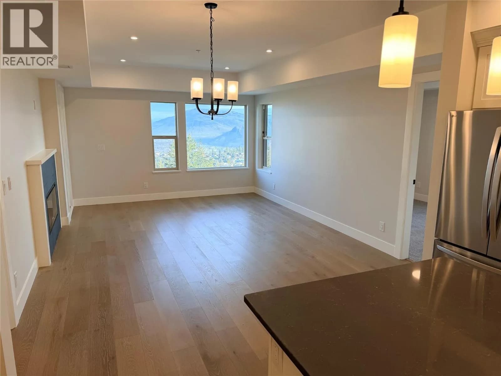 #302 2171 Van Horne Drive, Kamloops, BC photo 3