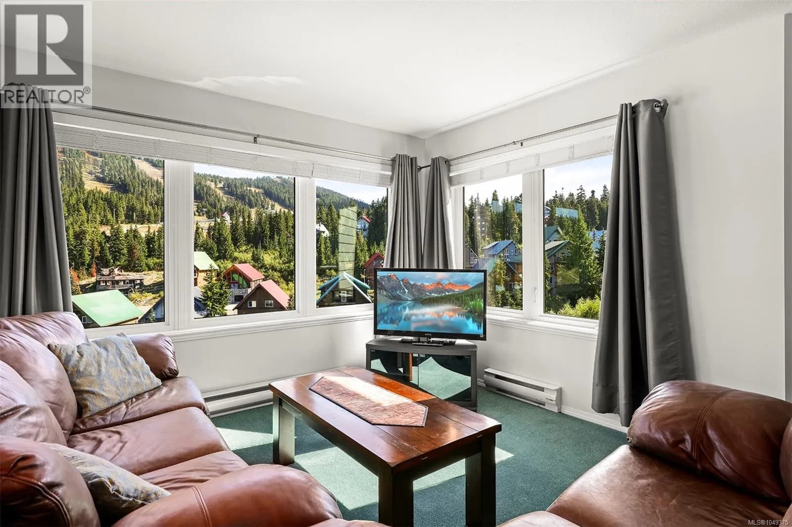 #202 1320 Henry Rd, Courtenay, BC photo 2