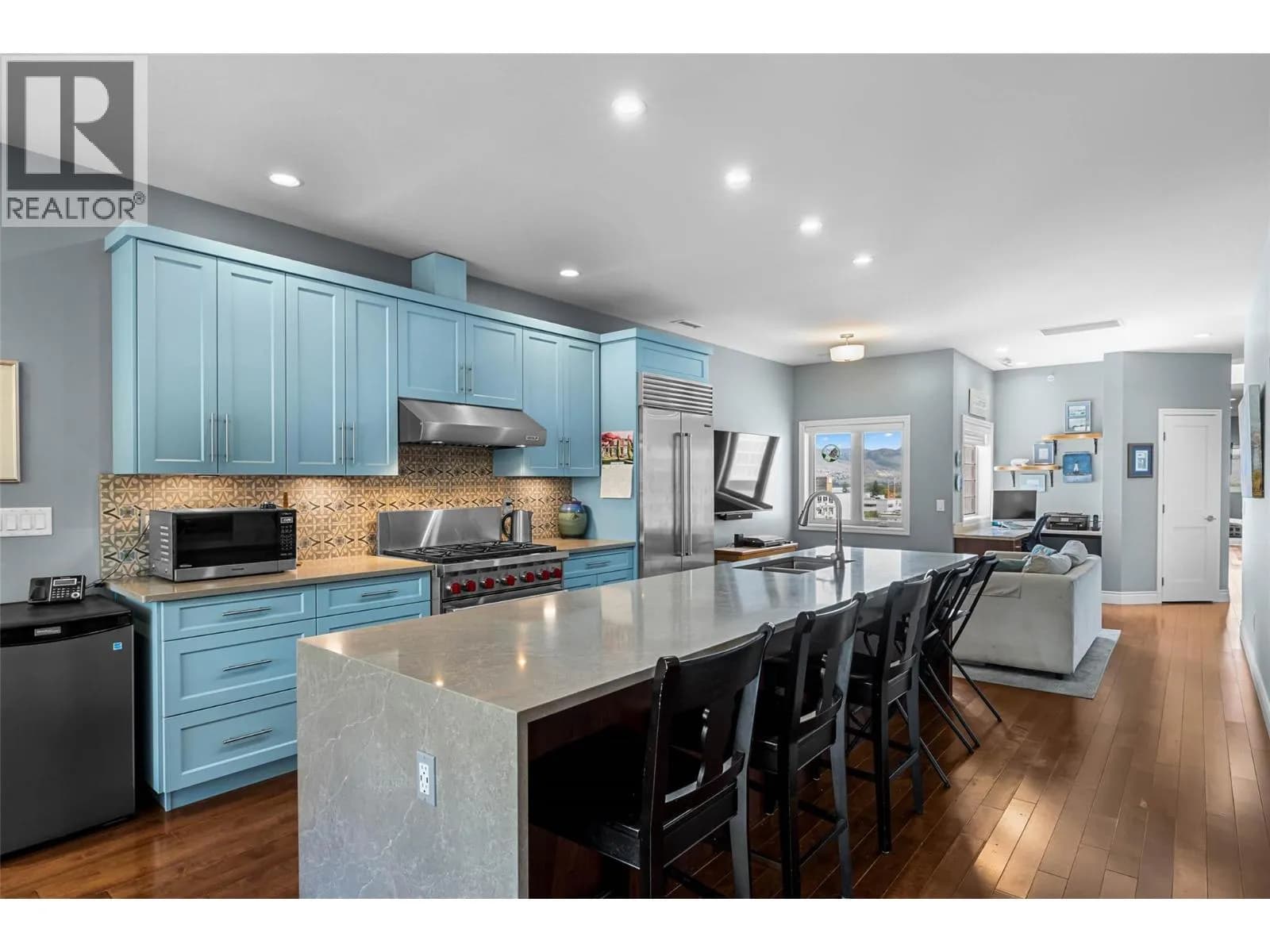 #401 370 Battle Street, Kamloops, BC photo 2