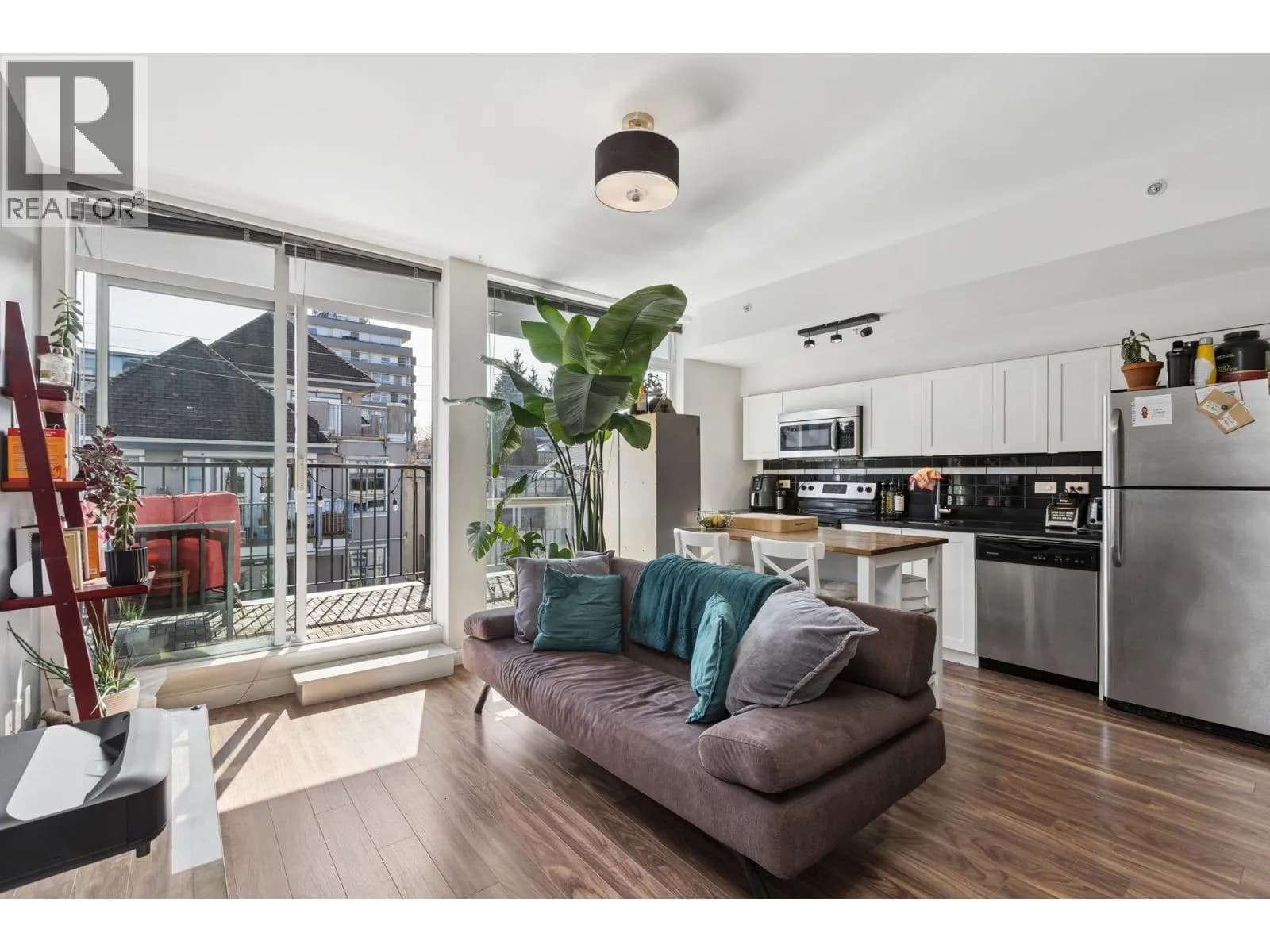 2511 QUEBEC STREET, Vancouver