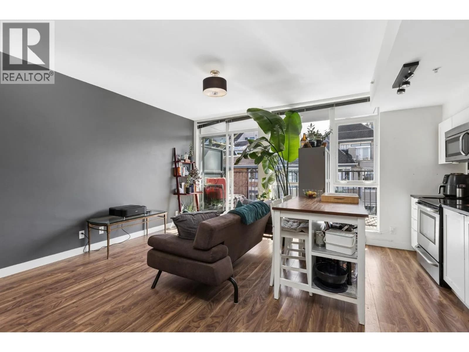 #406 2511 QUEBEC STREET, Vancouver, BC photo 3