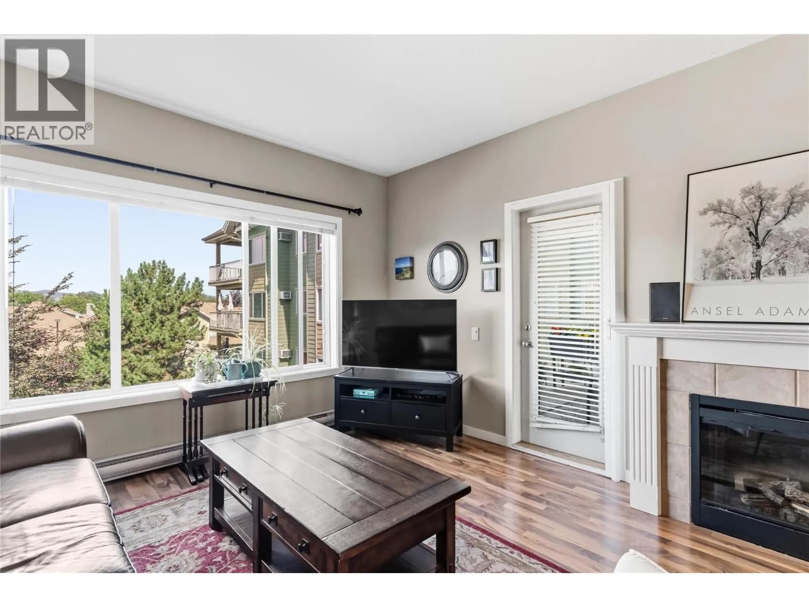 #301 688 Lequime Road, Kelowna, BC photo 5