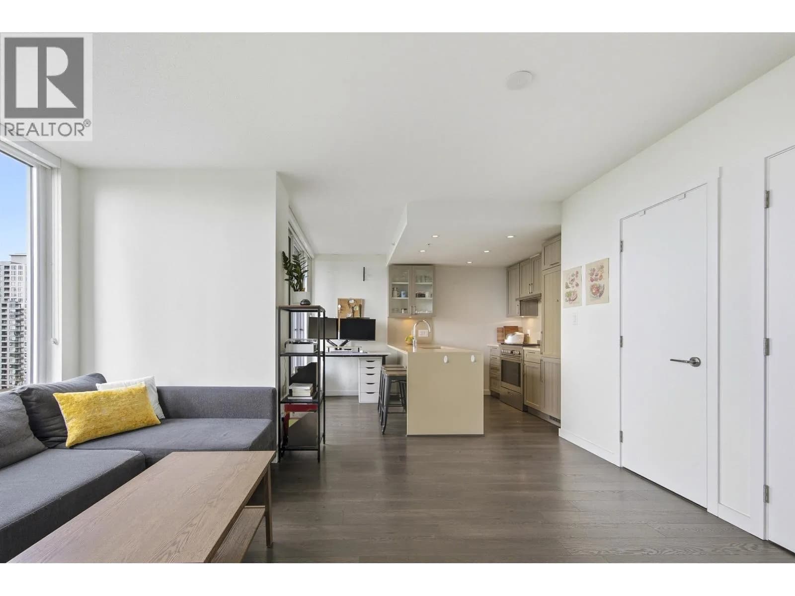 #1104 5665 BOUNDARY ROAD, Vancouver, BC photo 4