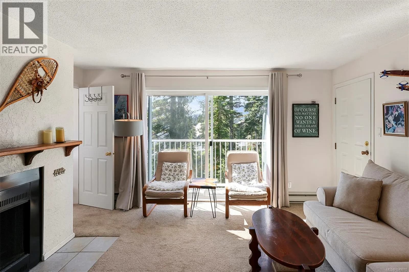 #1 687 Castle Crag Cres, Courtenay, BC photo 2