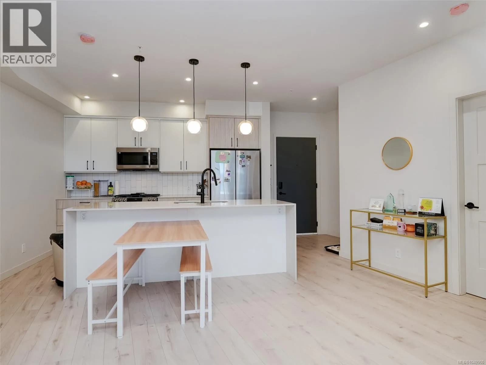 958 Pharoah Mews, Langford