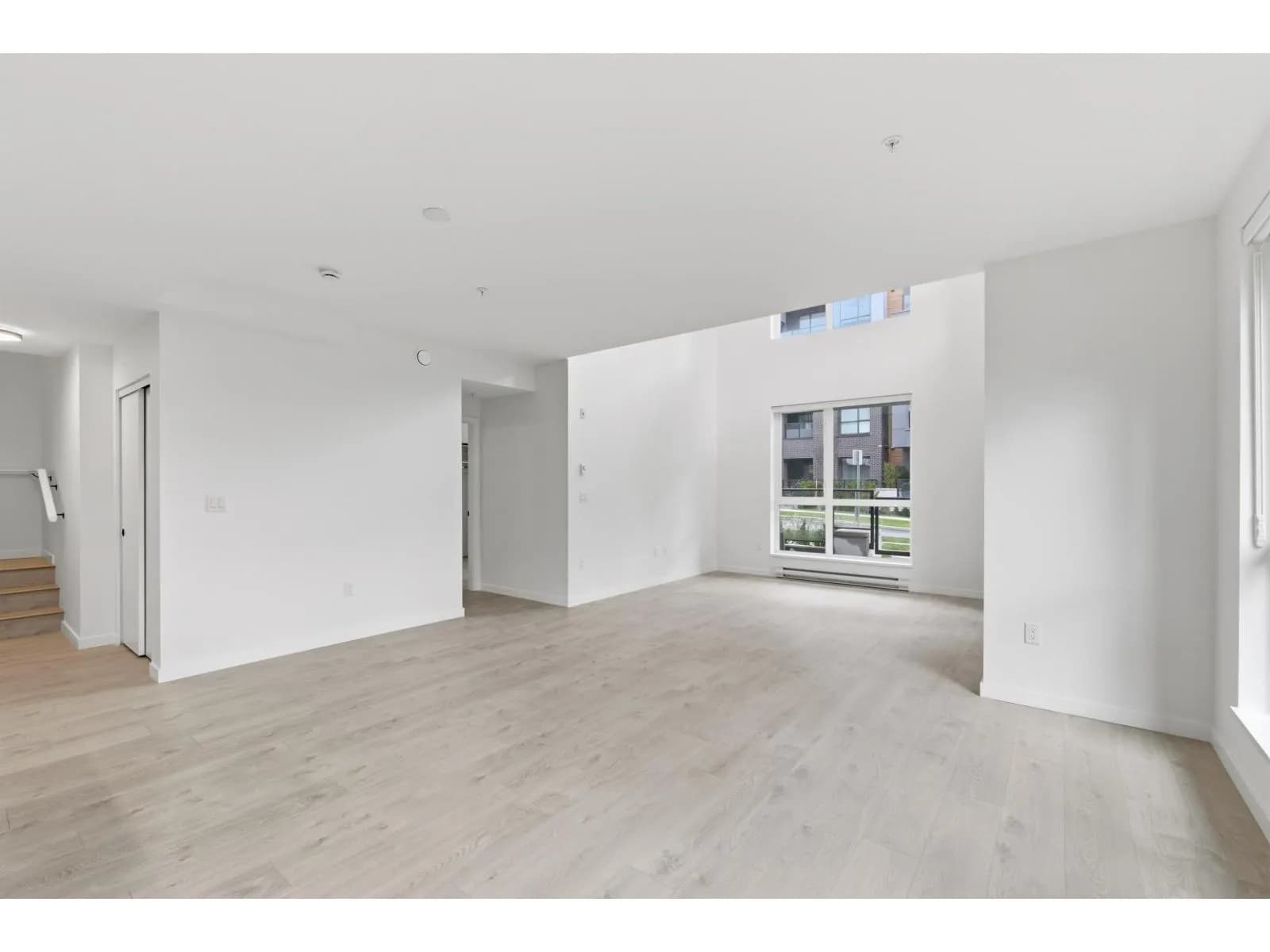 #102 6585 195A STREET, Surrey, BC photo 5