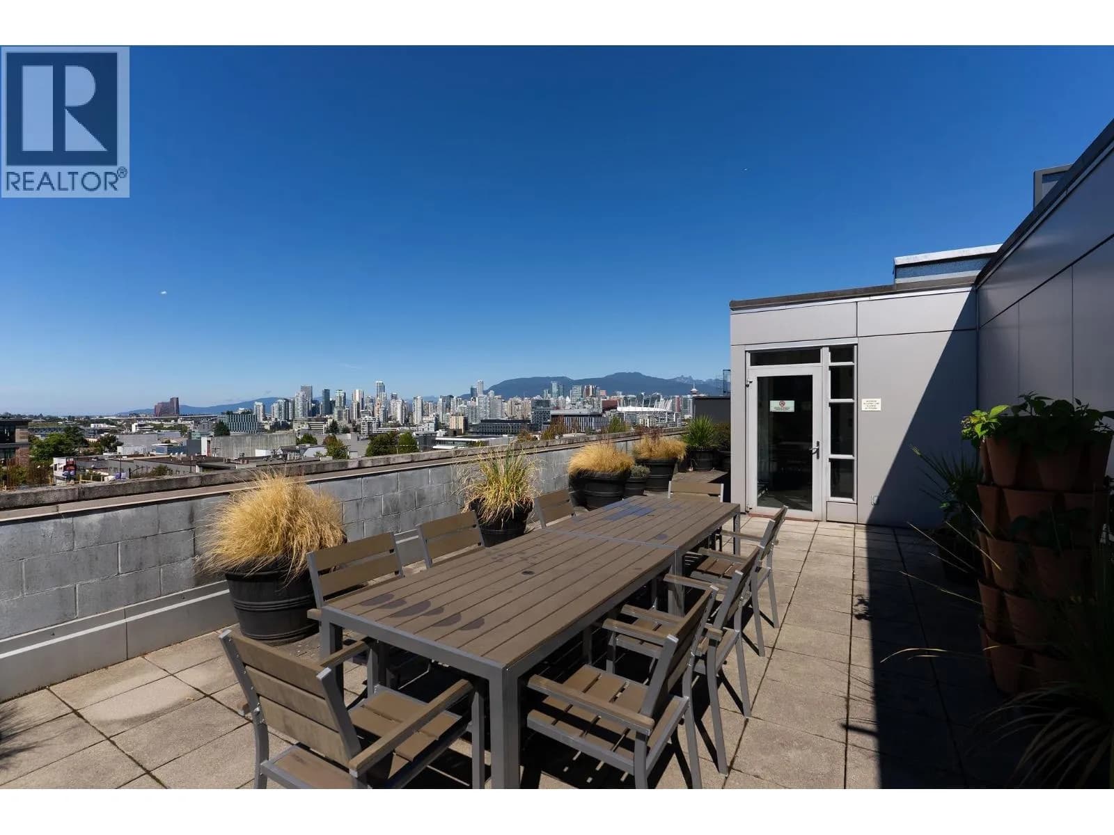 #409 2511 QUEBEC STREET, Vancouver, BC photo 2