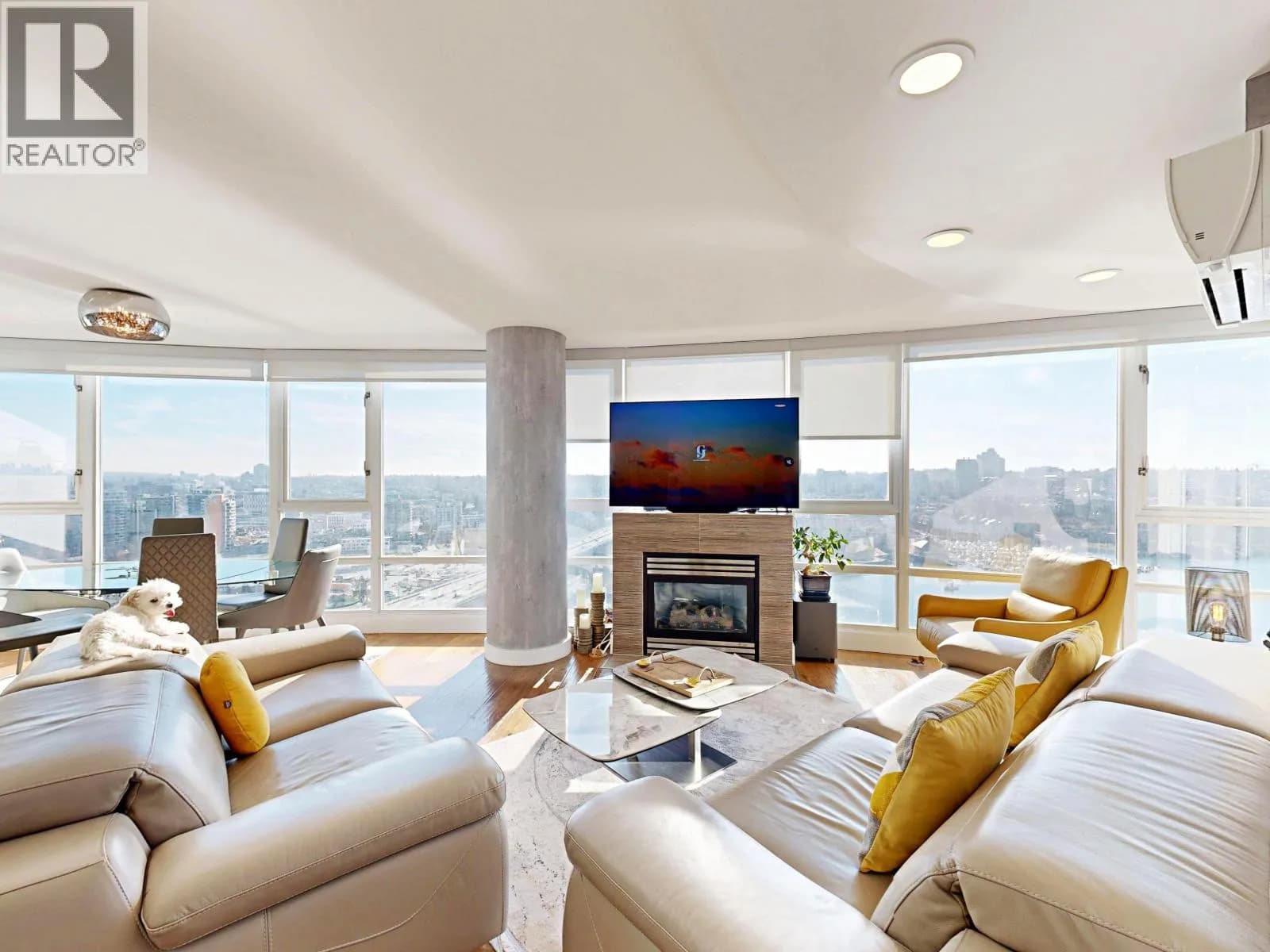 #2706 1033 MARINASIDE CRESCENT, Vancouver, BC photo 5