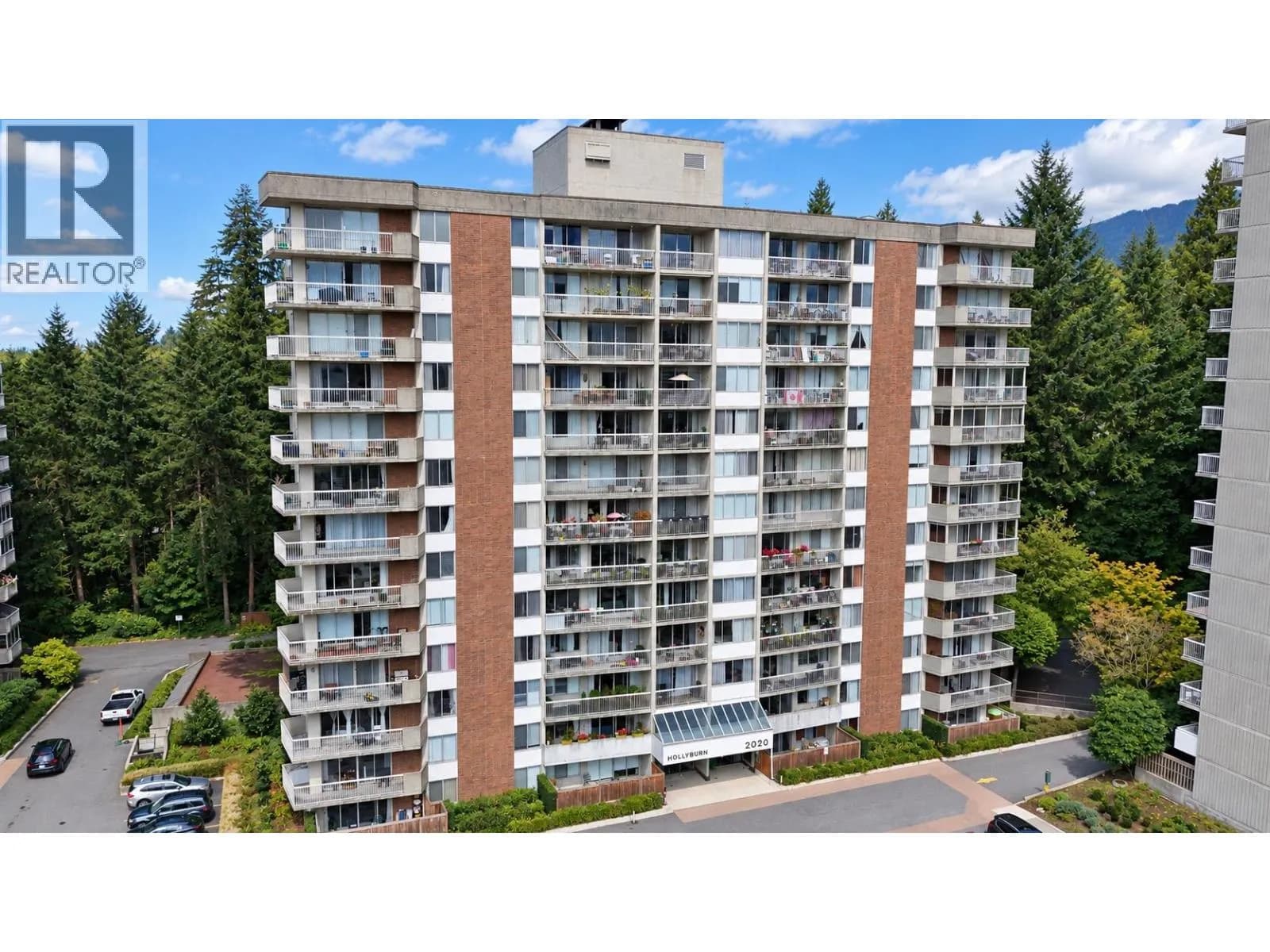 #306 2020 FULLERTON AVENUE, North Vancouver, BC photo 2