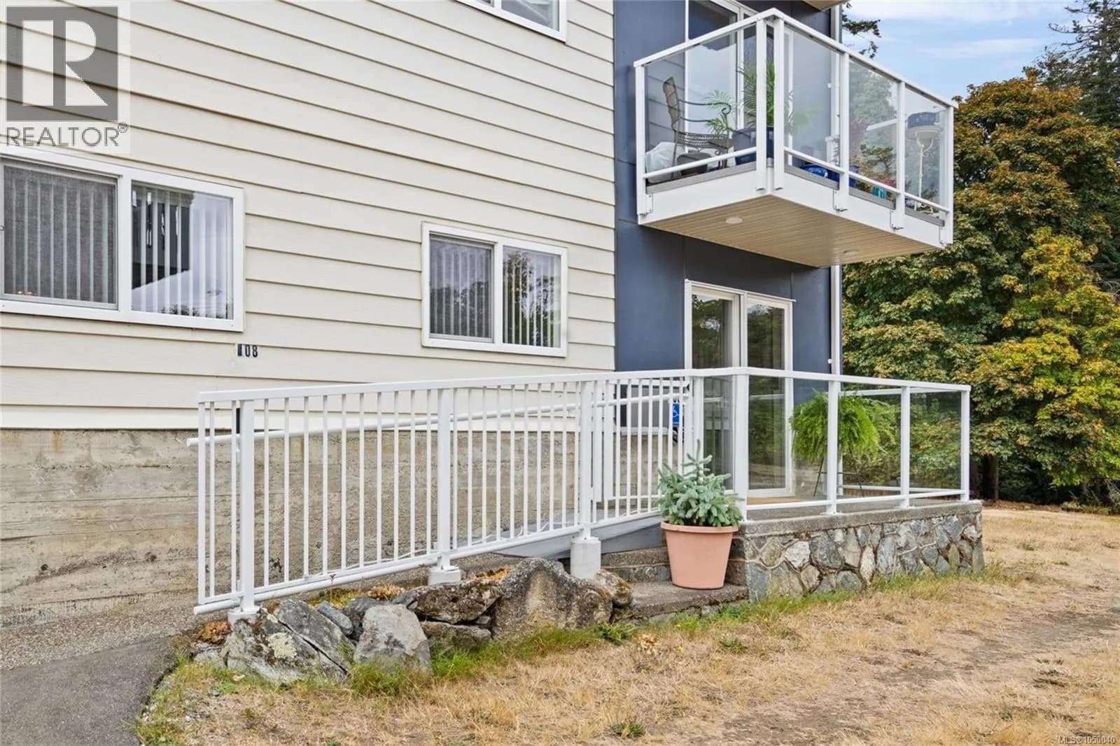 #108 350 Belmont Rd, Colwood, BC photo 4