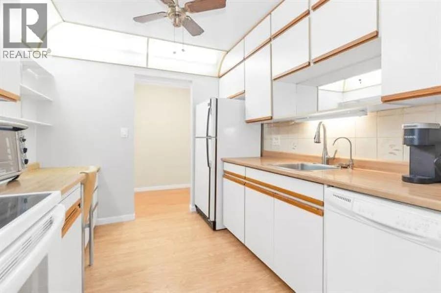 #109 8760 NO. 1 ROAD, Richmond, BC photo 3