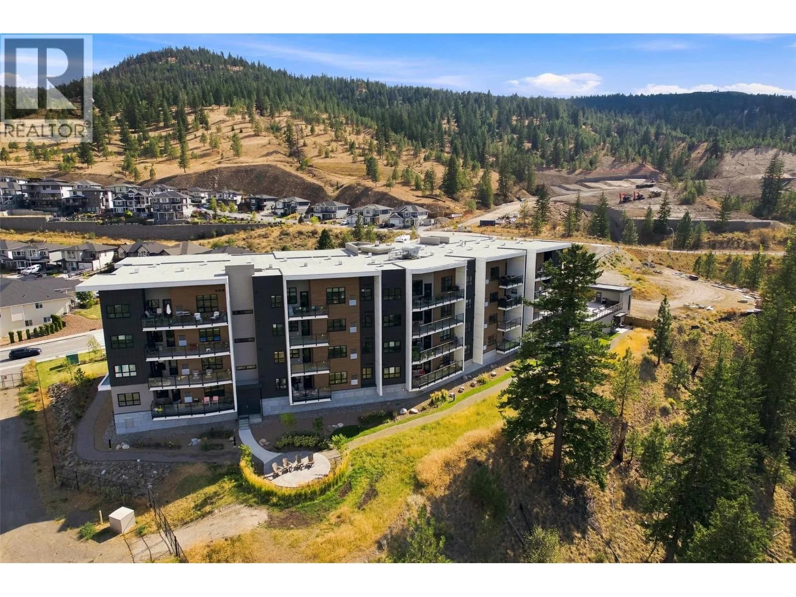 #308 1844 Qu'Appelle Boulevard, Kamloops, BC photo 2