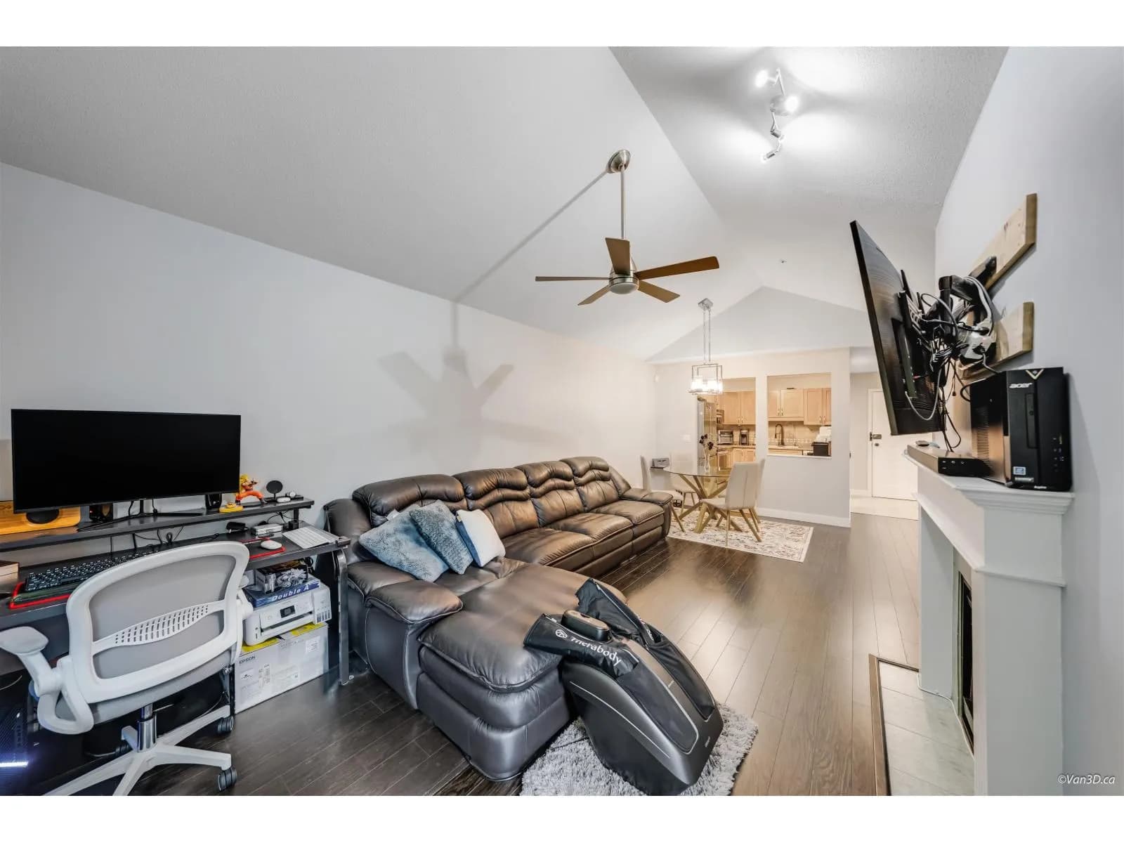 #405 9688 148 STREET, Surrey, BC photo 4