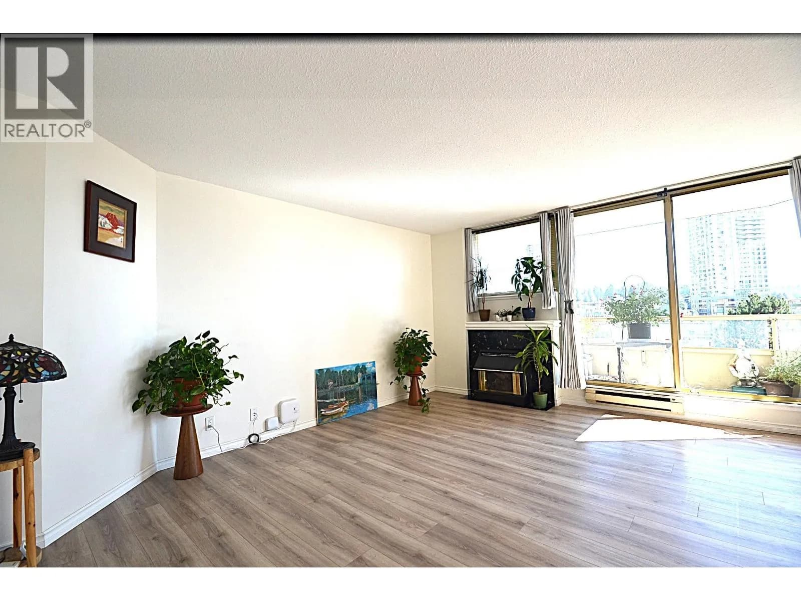 #801 738 FARROW STREET, Coquitlam, BC photo 3
