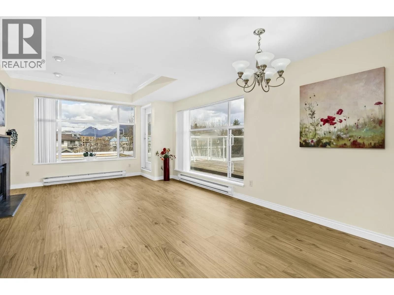 #404 2340 HAWTHORNE AVENUE, Port Coquitlam, BC photo 3