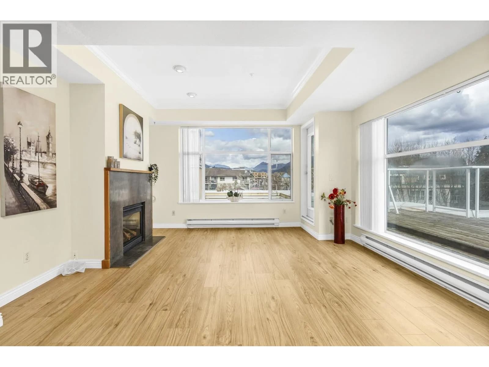 #404 2340 HAWTHORNE AVENUE, Port Coquitlam, BC photo 4