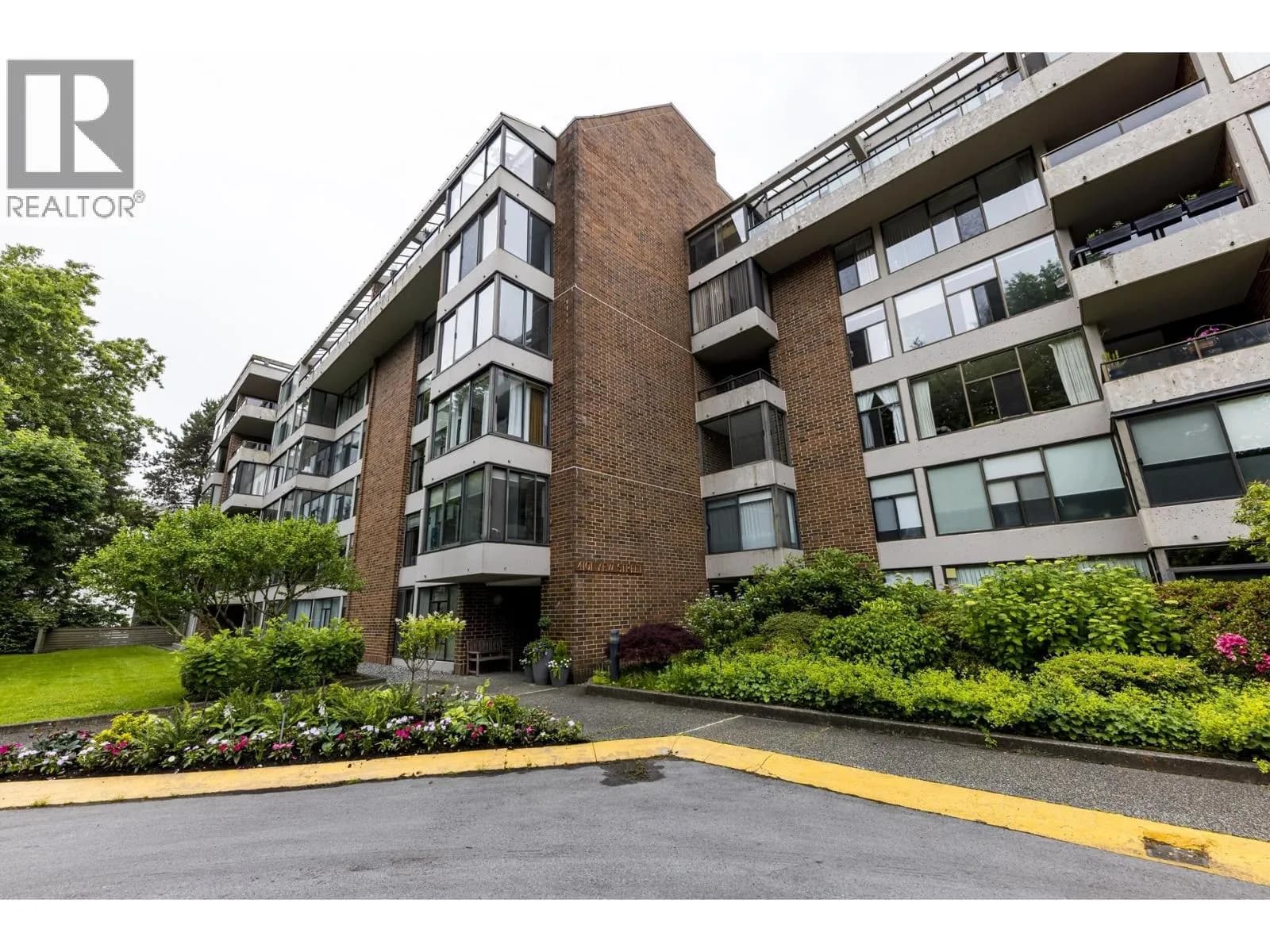 #407 4101 YEW STREET, Vancouver, BC photo 2