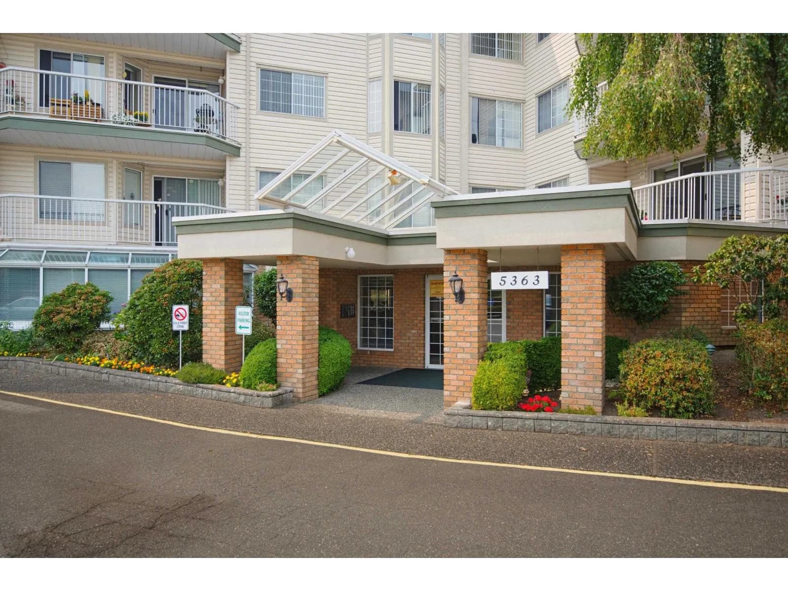 #210 5363 206 STREET, Langley, BC photo 3