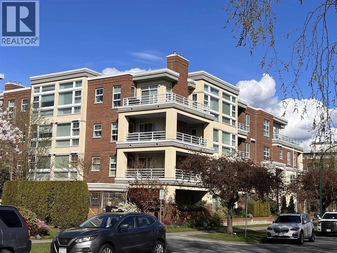 2105 W 42ND AVENUE, Vancouver