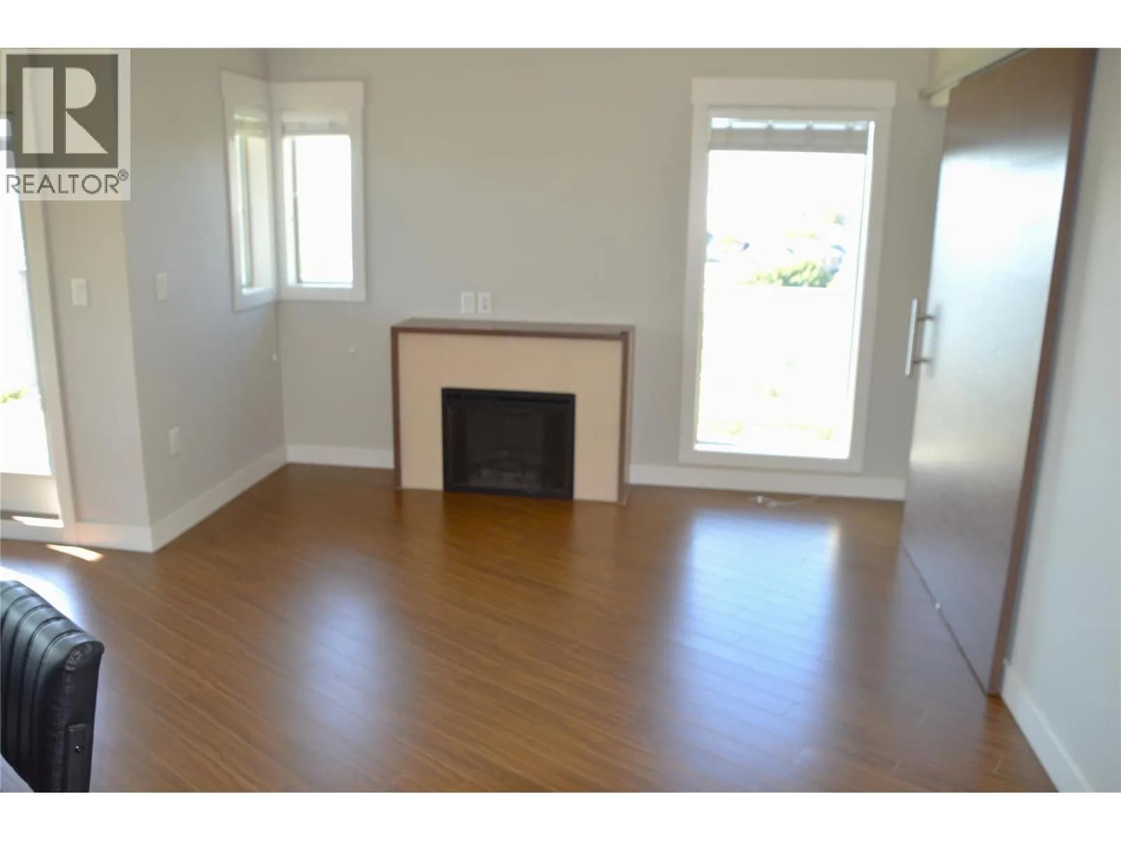 1403-1000 Talasa Way, Kamloops, BC photo 2