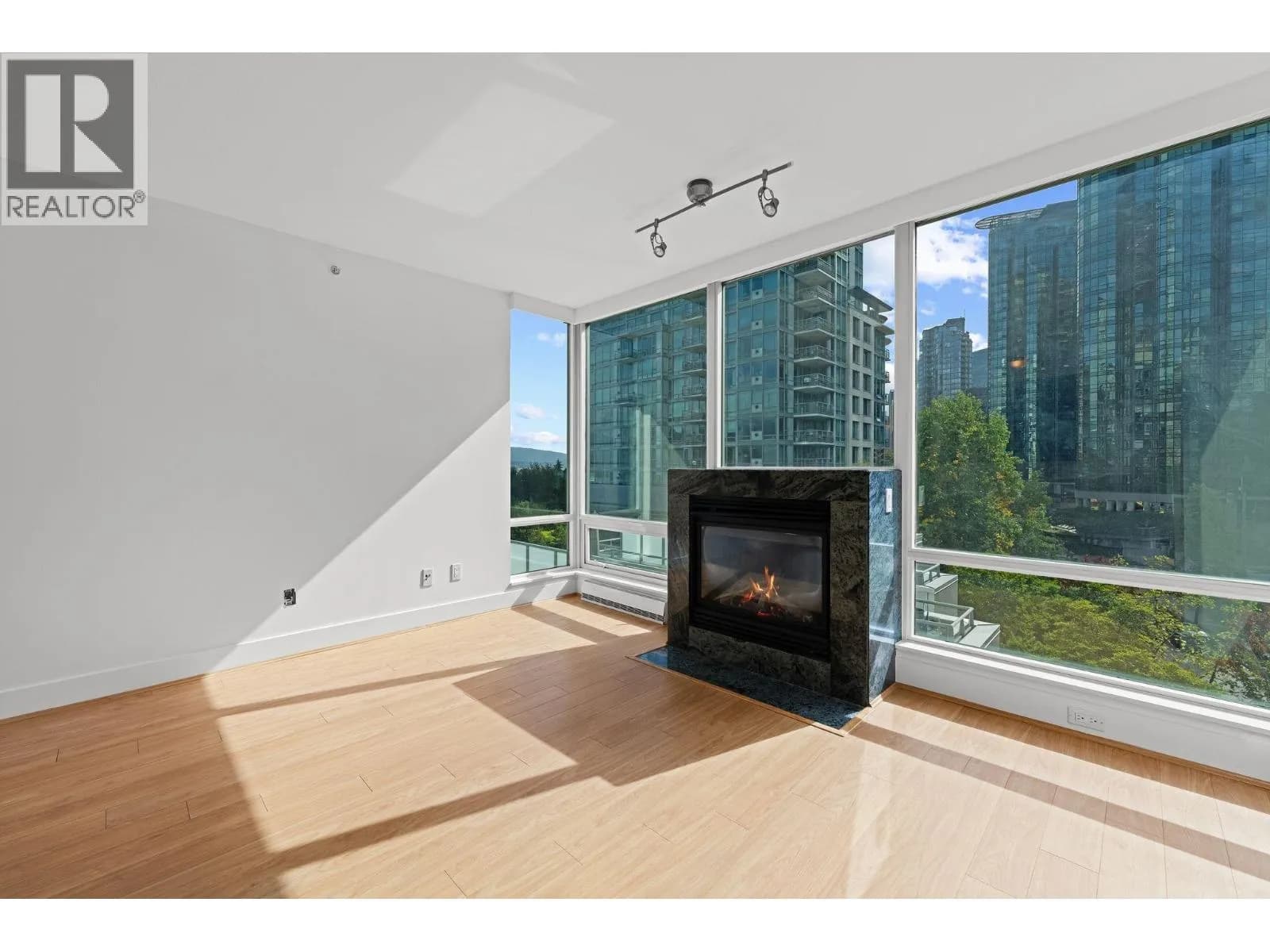 590 NICOLA STREET, Vancouver