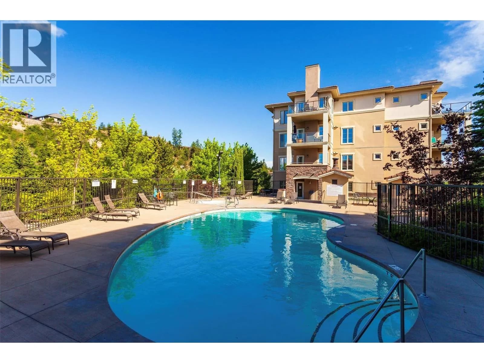 1875 Country Club Drive, Kelowna