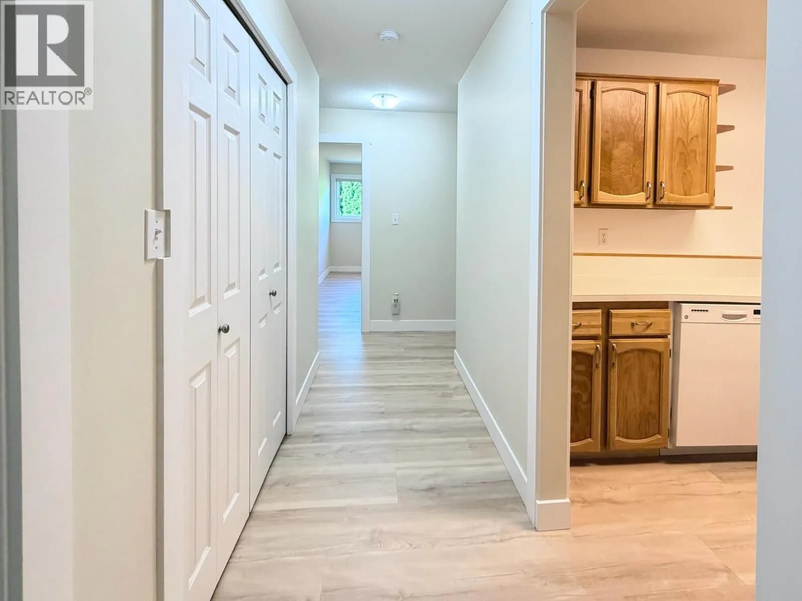 #109 298 YORKTON Avenue, Penticton, BC photo 3