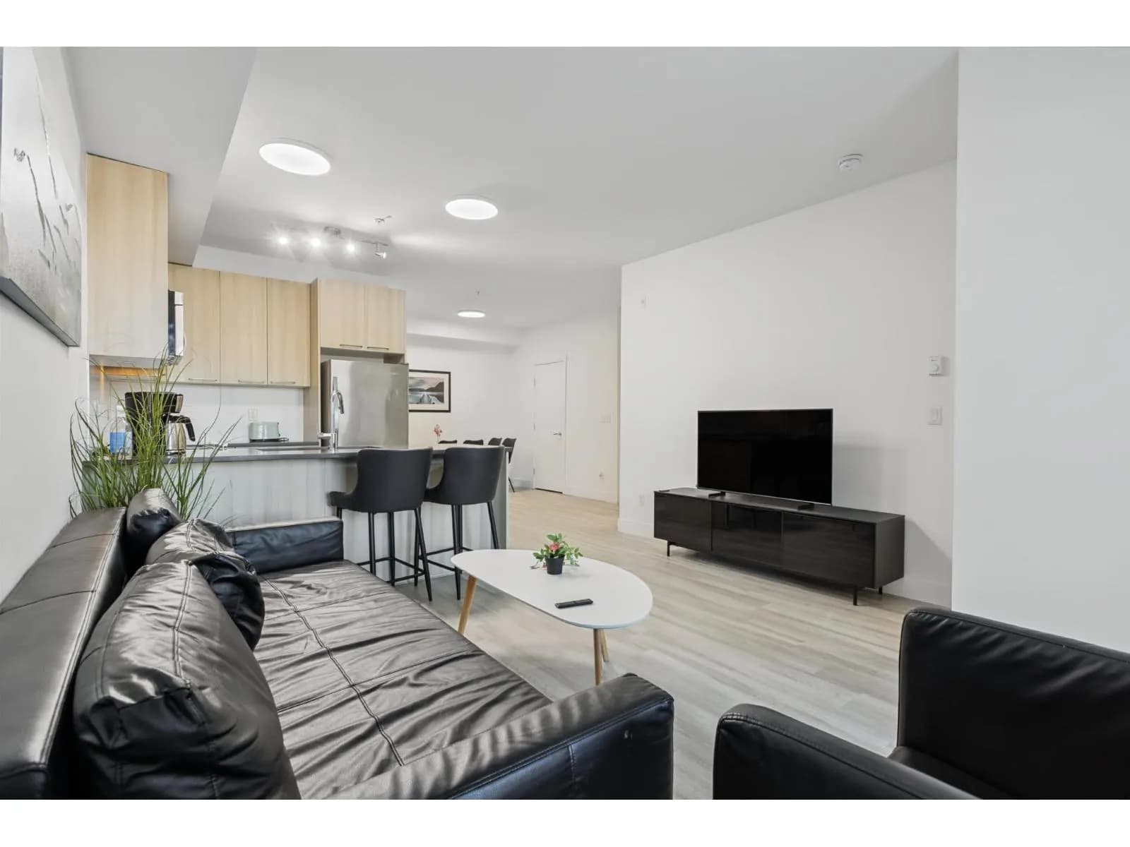 #101 15628 104 AVENUE, Surrey, BC photo 4