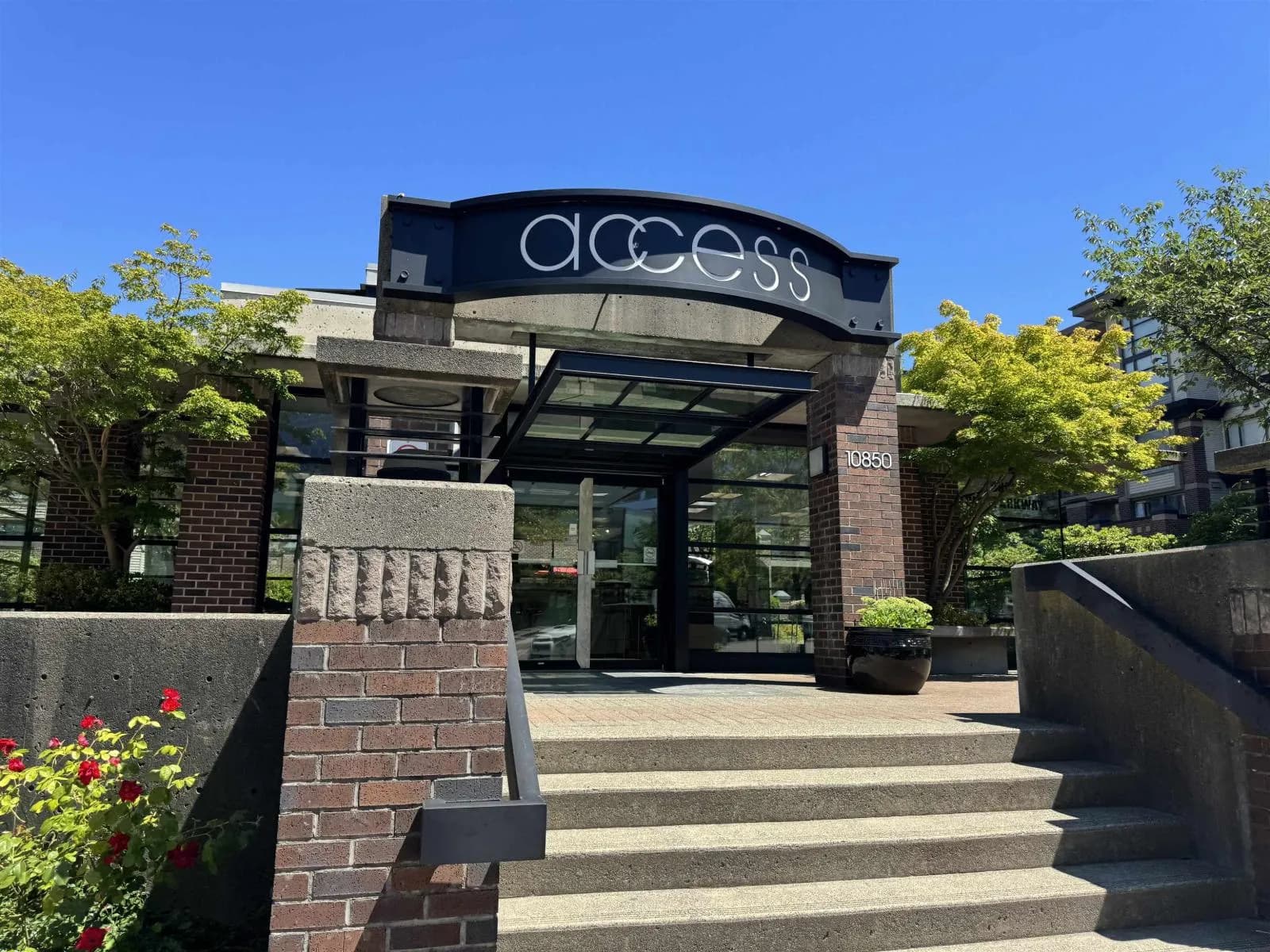 10838 CITY PARKWAY, Surrey