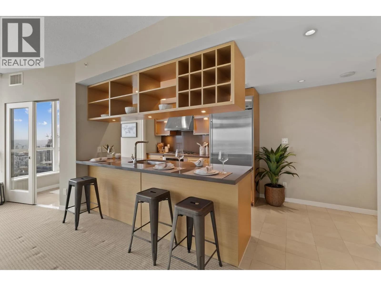 #3104 833 SEYMOUR STREET, Vancouver, BC photo 4