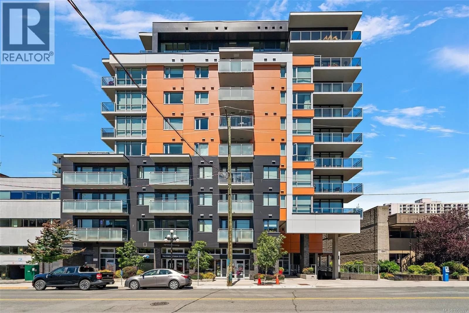 #808 838 Broughton St, Victoria, BC photo 2