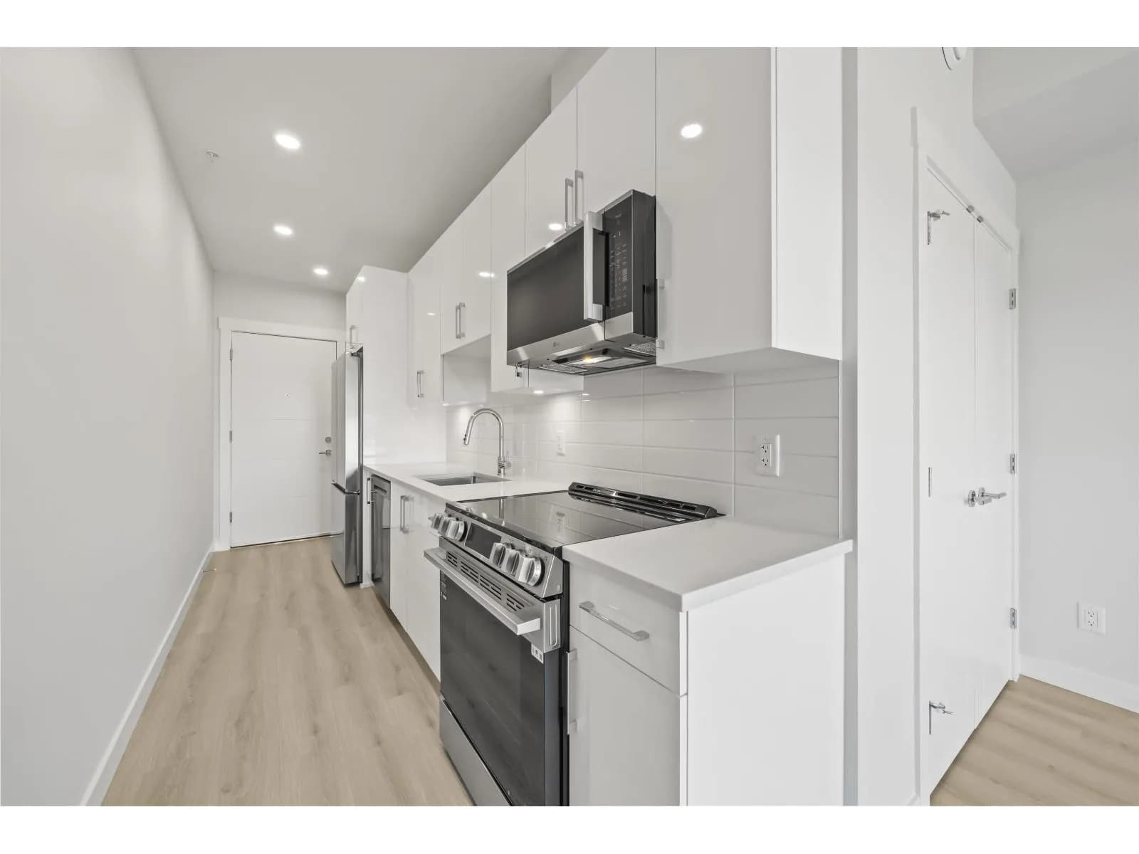 #501 8423 CEDAR STREET, Mission, BC photo 3