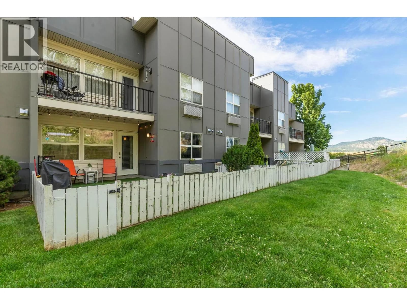 #214 1479 Glenmore Road N, Kelowna, BC photo 4