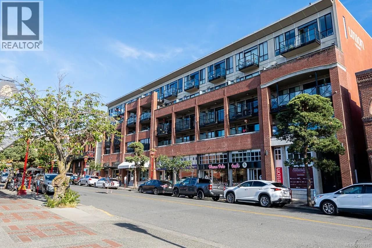 #302 517 Fisgard St, Victoria, BC photo 2