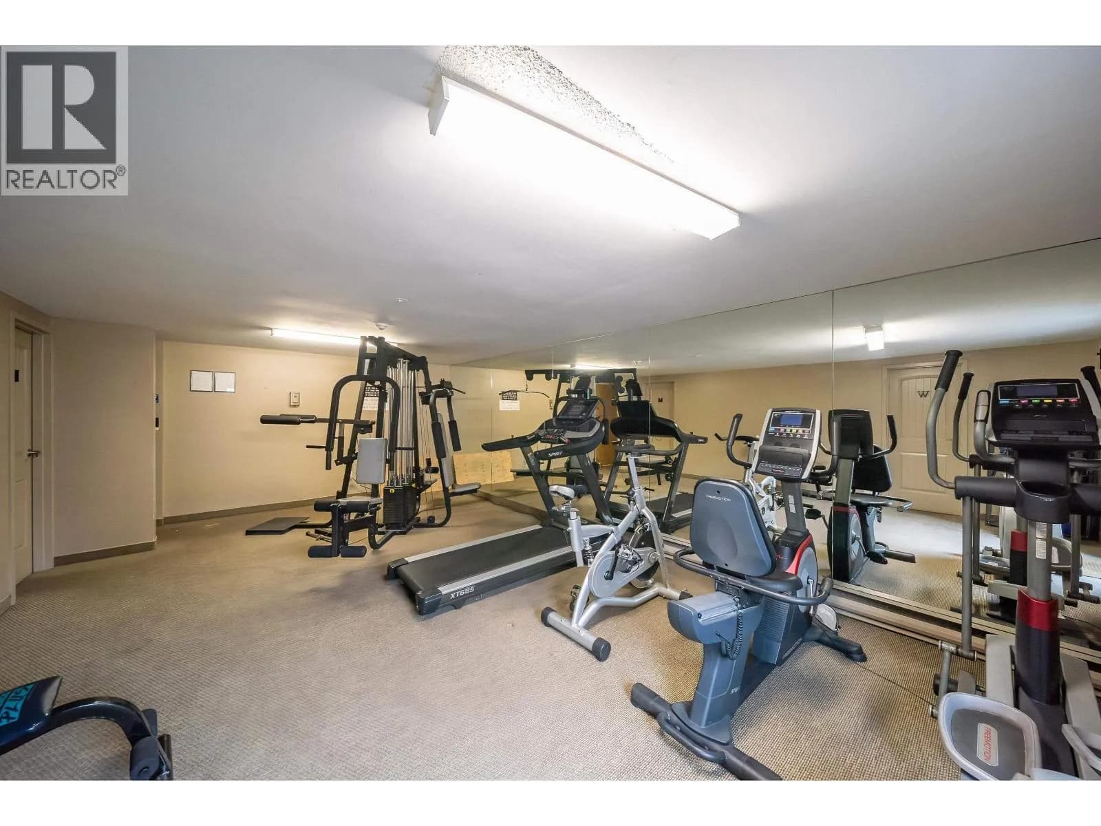 #227 8700 ACKROYD ROAD, Richmond, BC photo 5