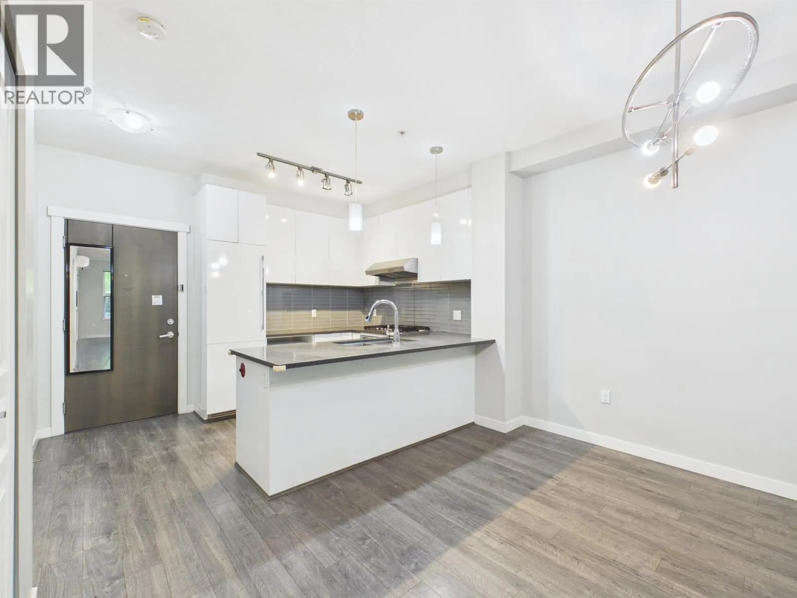 #118 9399 ALEXANDRA ROAD, Richmond, BC photo 3