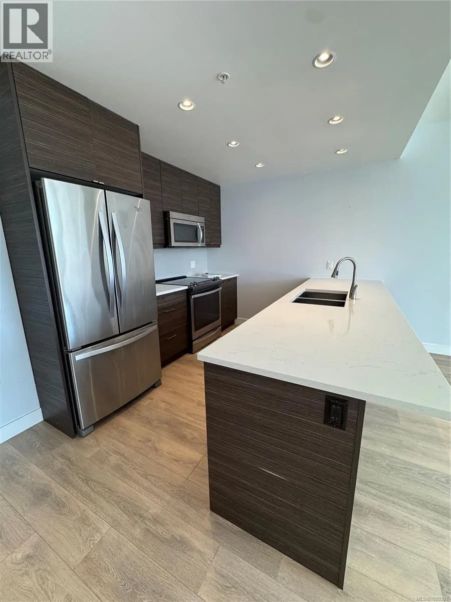 #303 300 Belmont Rd, Colwood, BC photo 4