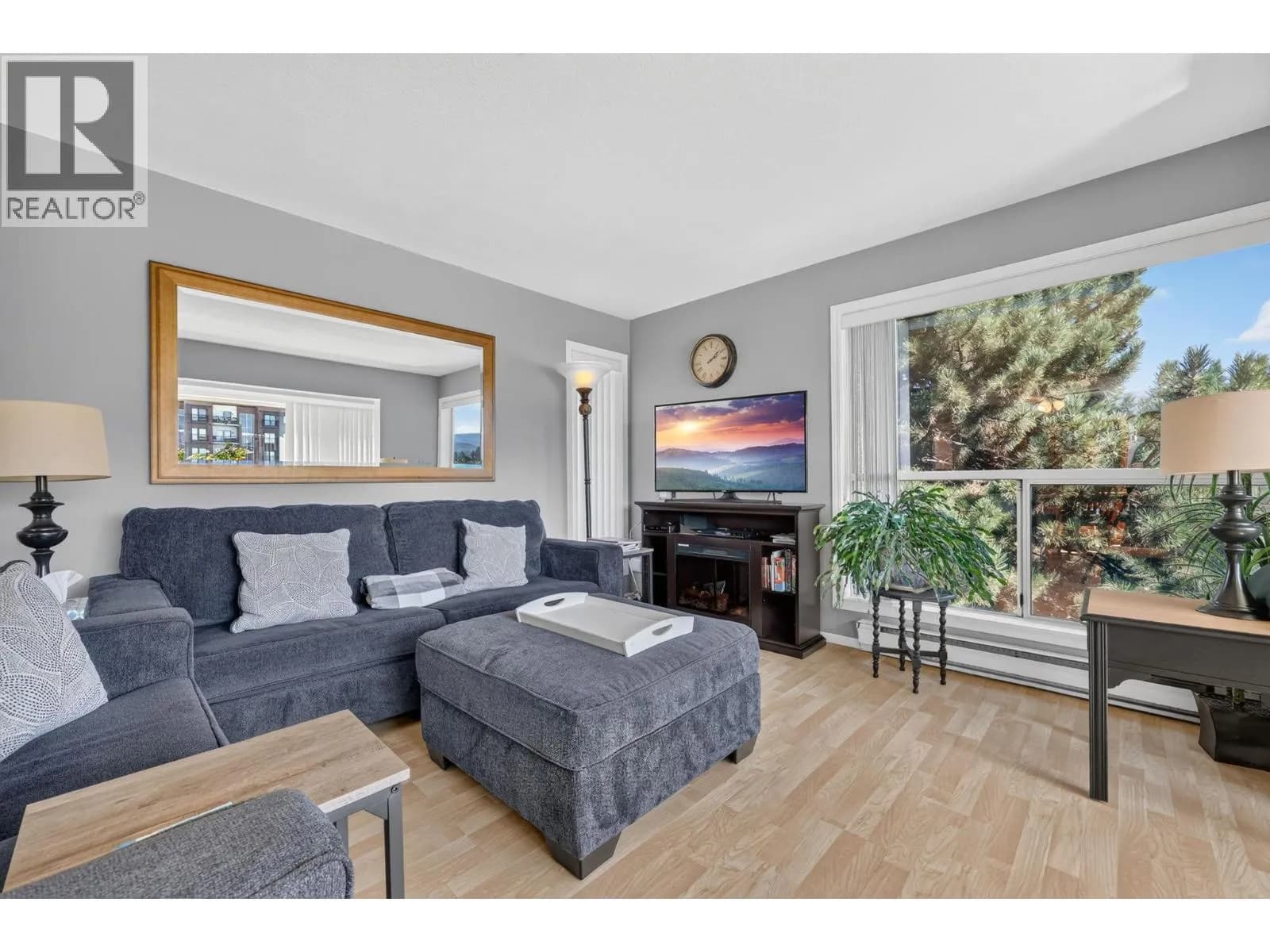 240 Hollywood Road, Kelowna