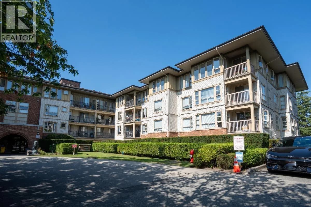 #2102 5113 GARDEN CITY ROAD, Richmond, BC photo 2