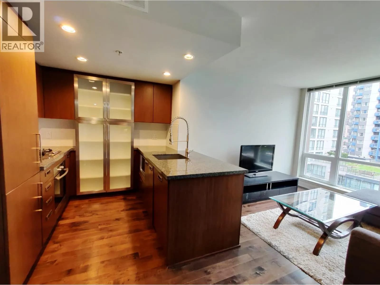 #1002 1055 RICHARDS STREET, Vancouver, BC photo 4