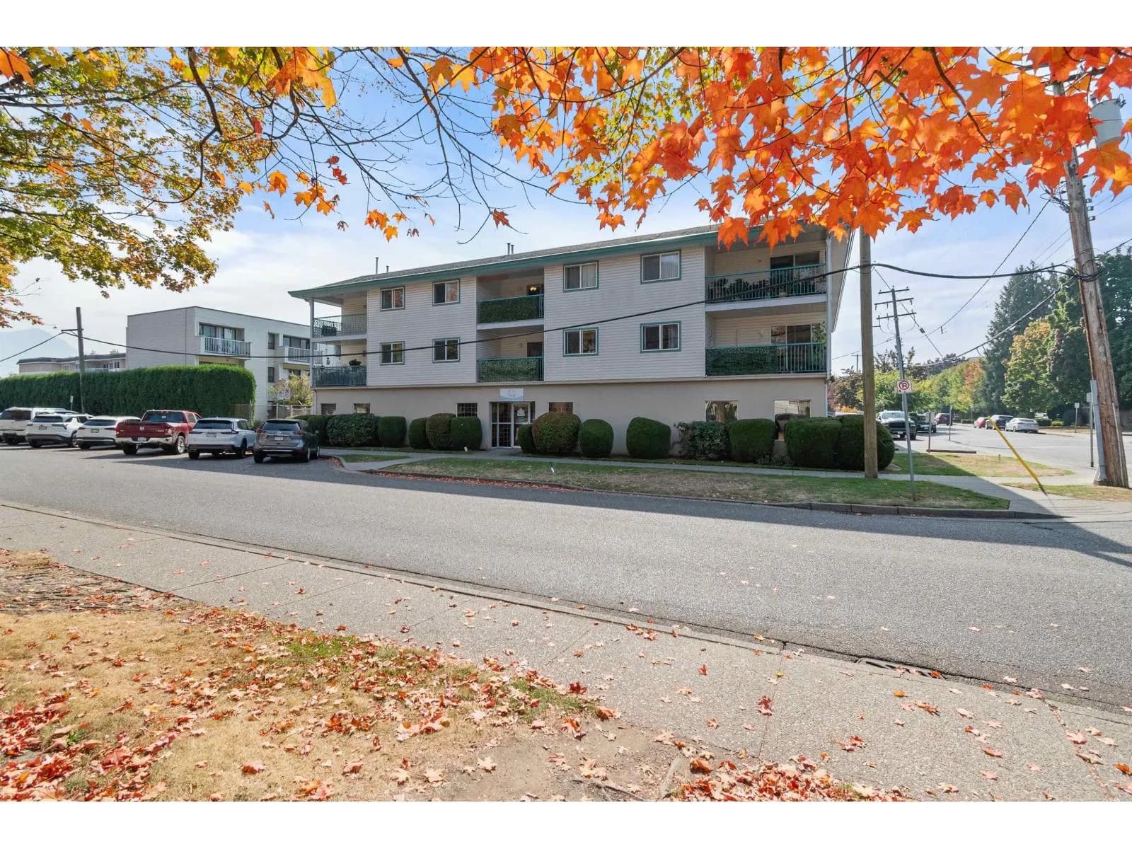 9006 EDWARD STREET, Chilliwack