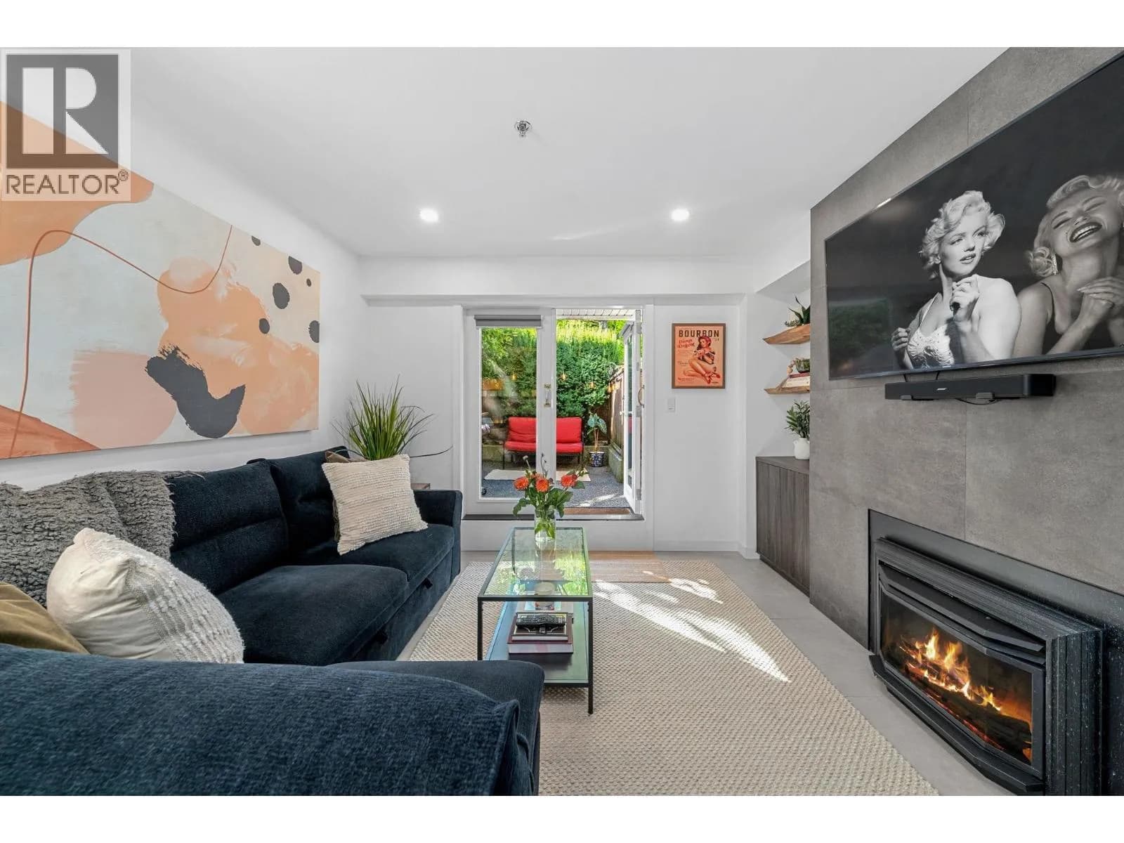 828 W 14TH AVENUE, Vancouver