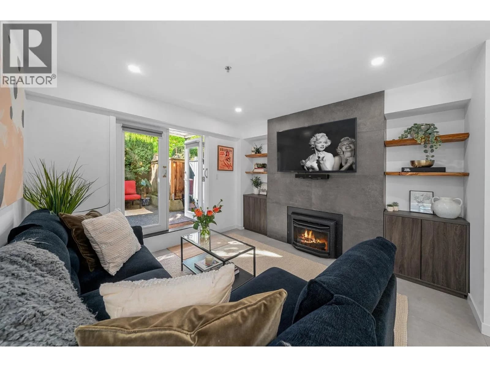 #104 828 W 14TH AVENUE, Vancouver, BC photo 2