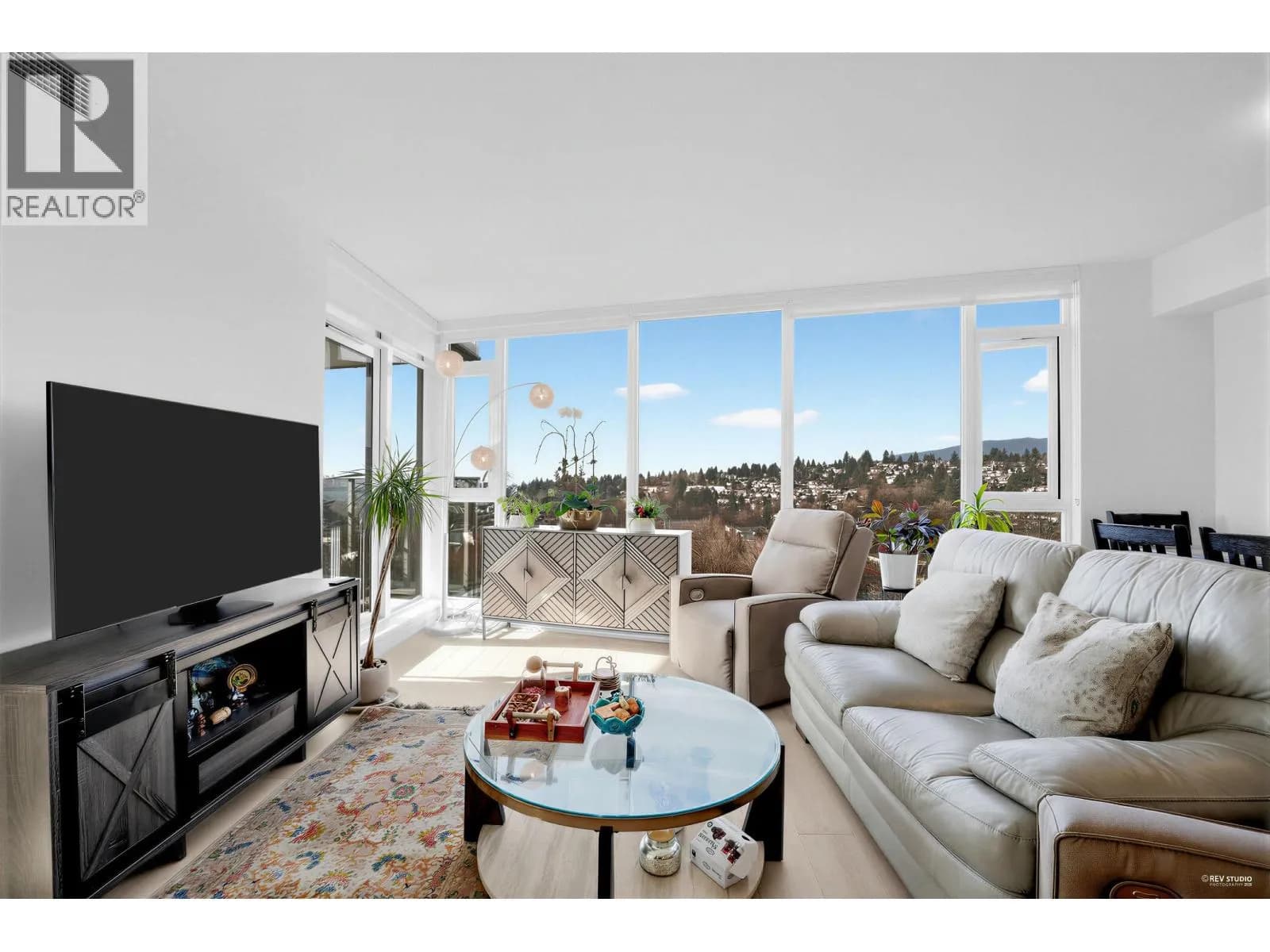 #1906 1401 HUNTER STREET, North Vancouver, BC photo 3