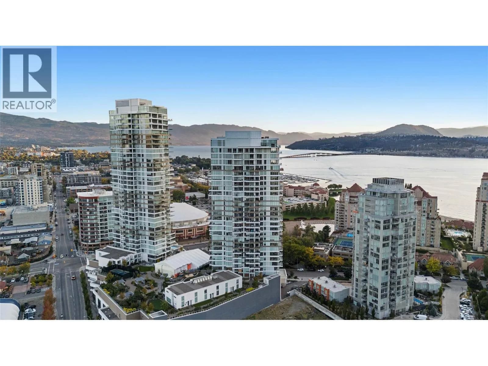 #1401 1181 Sunset Drive, Kelowna, BC photo 2